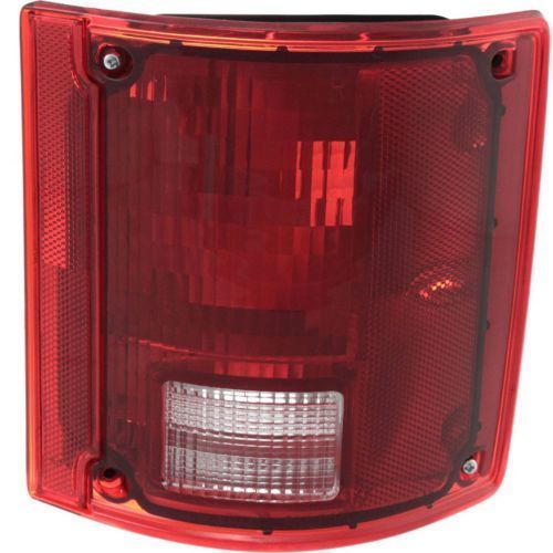 Tail Light Right for 78-91 Chevy Blazer/Suburban/CK Pickup (w/o Chrome)