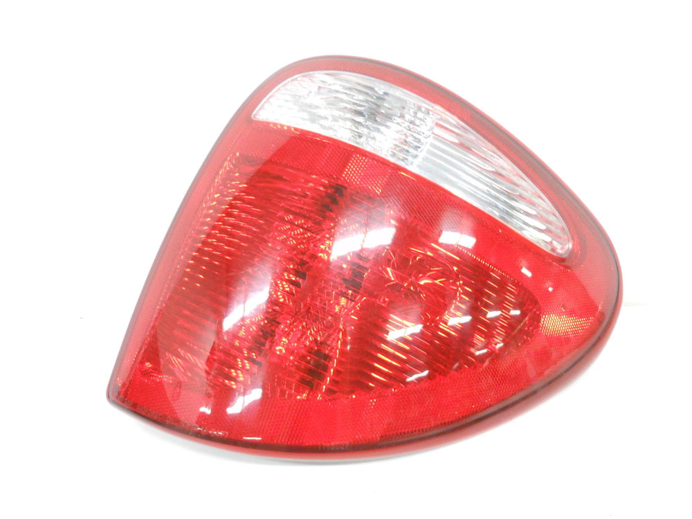 Tail Light Right Passenger for 01-03 Chrysler Caravan/Voyager/Town & Country