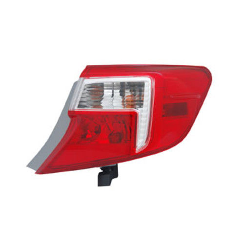 Outer Quarter Tail Light Rear Lamp Right Passenger for 12-14 Toyota Camry