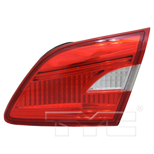 Inner Trunk Lid Tail Light Rear Lamp for 16-18 Nissan Sentra Right Passenger