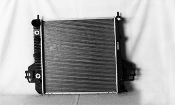 Radiator for 02-05 Jeep Liberty 3.7L V6 Single Row (w/AC) CH3010275 5208120AC
