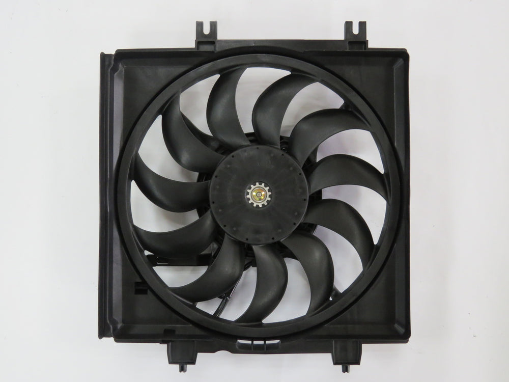 Condenser Cooling Fan Assembly for 14-18 Subaru Forester SU3113111 73310SG000