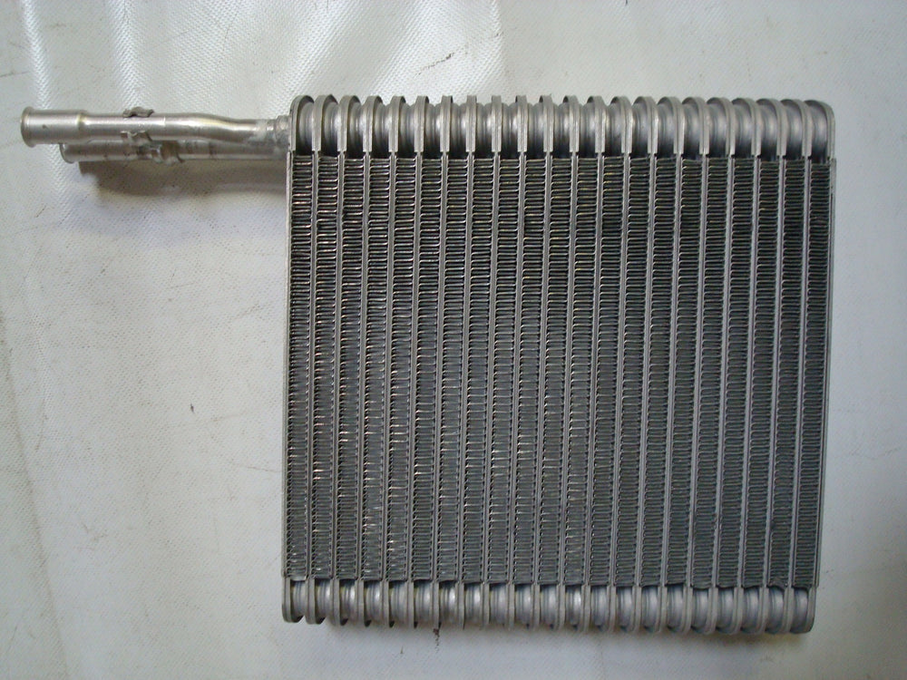 New AC Evaporator for 97-01 Jeep Cherokee/Wrangler  4864999AC