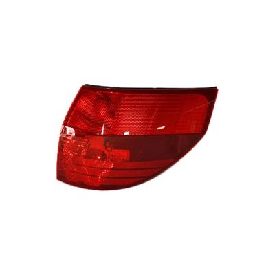 Tail Light Rear Back Lamp for 04-05 Toyota Sienna Passenger Right